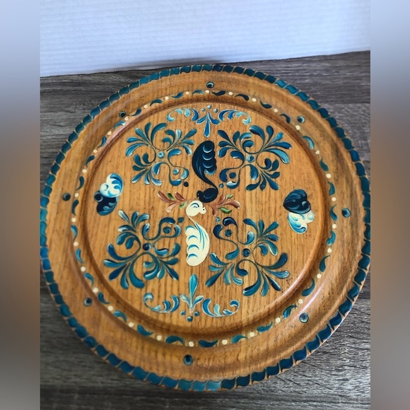 Hand Painted Wooden Decorative Plate - Picture 1 of 11